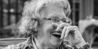 Icon style image for blog: You’re never too old for straight teeth